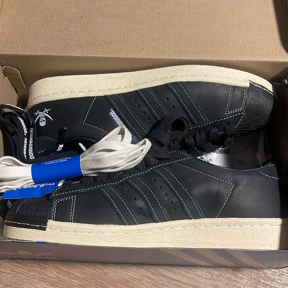 Men’s Adidas Superstars